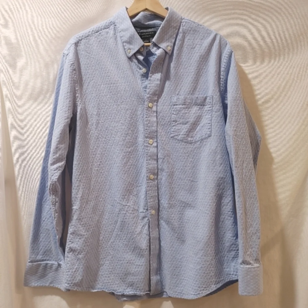 Banana Republic Soft Wash Slim Fit Cotton Blend Long Sleeve Button Front‎ Blue L